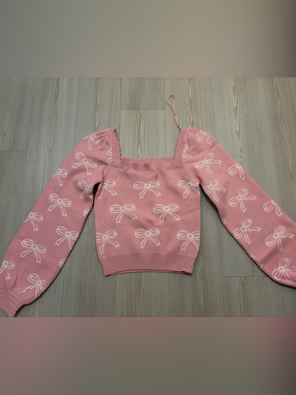 Pink Bow Pattern Square-Neck Knit Top